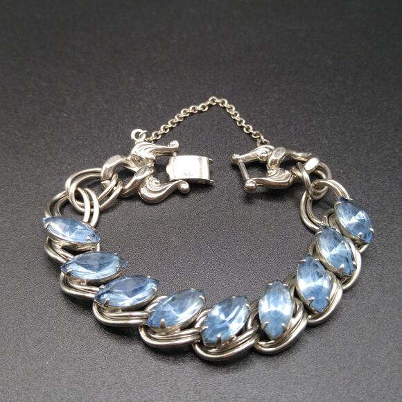 Light Vintage Blue Rhinestone Bracelet, Silver Tone Heavy Chain, 1950s - Picture 9 of 10